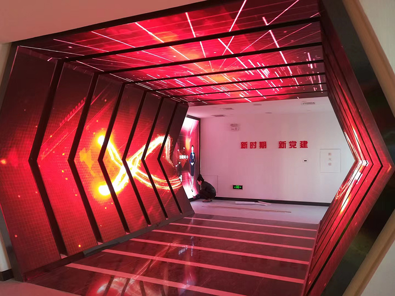 想給店鋪裝個(gè)LED顯示屏，該怎么選分辨率？是不是分辨率越高畫(huà)質(zhì)就一定越好？