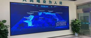 2025年LED會議平板淘汰名單：還在用單系統(tǒng)？雙系統(tǒng)鴻蒙+Windows已成巨頭標(biāo)配”